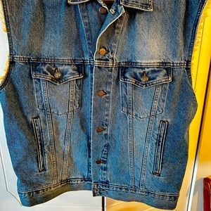Harley Davidson denim jacket with cutoff sleeves